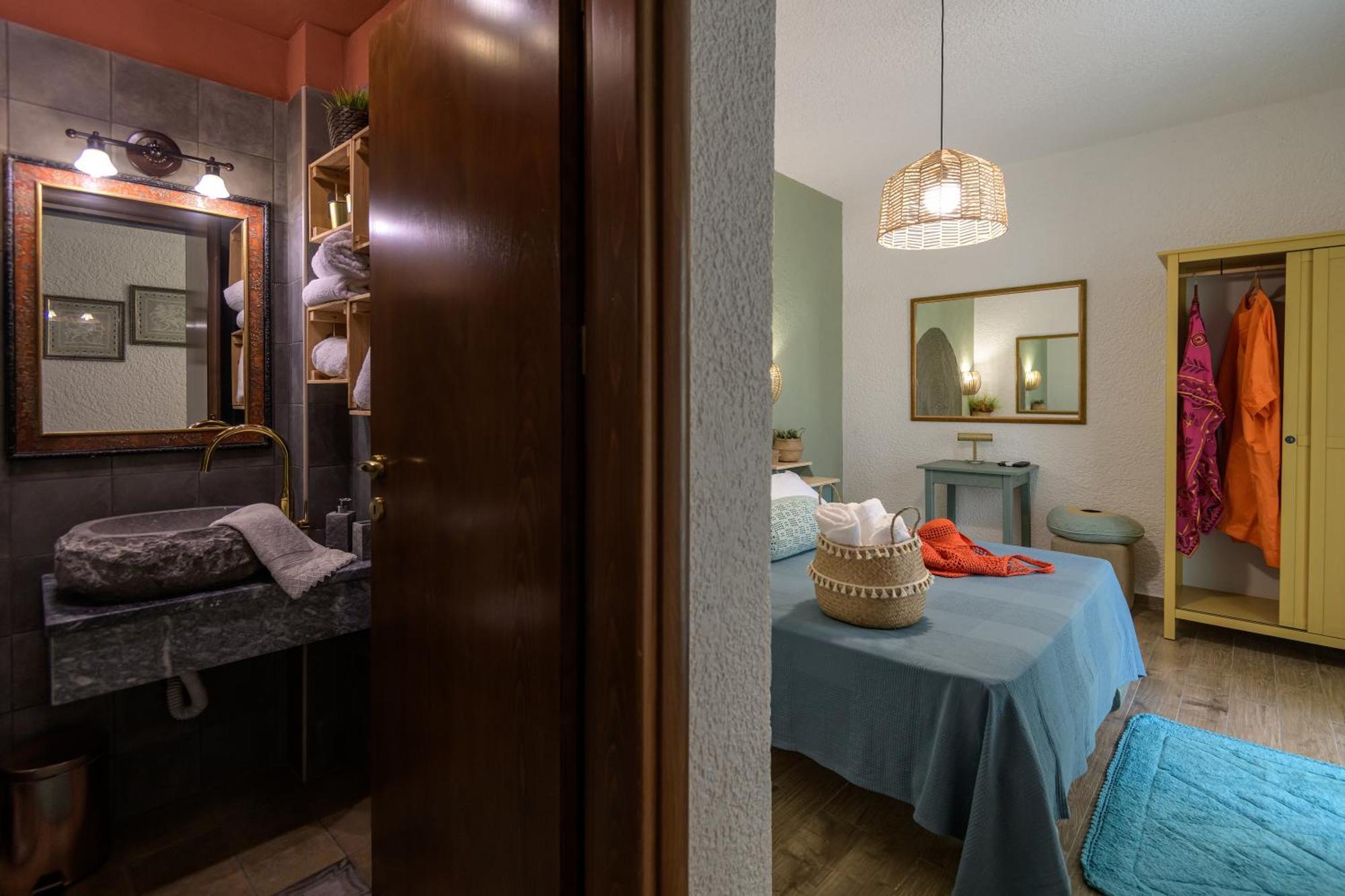 コス・タウン Casa Dell Artista With Private Jacuzziヴィラ エクステリア 写真