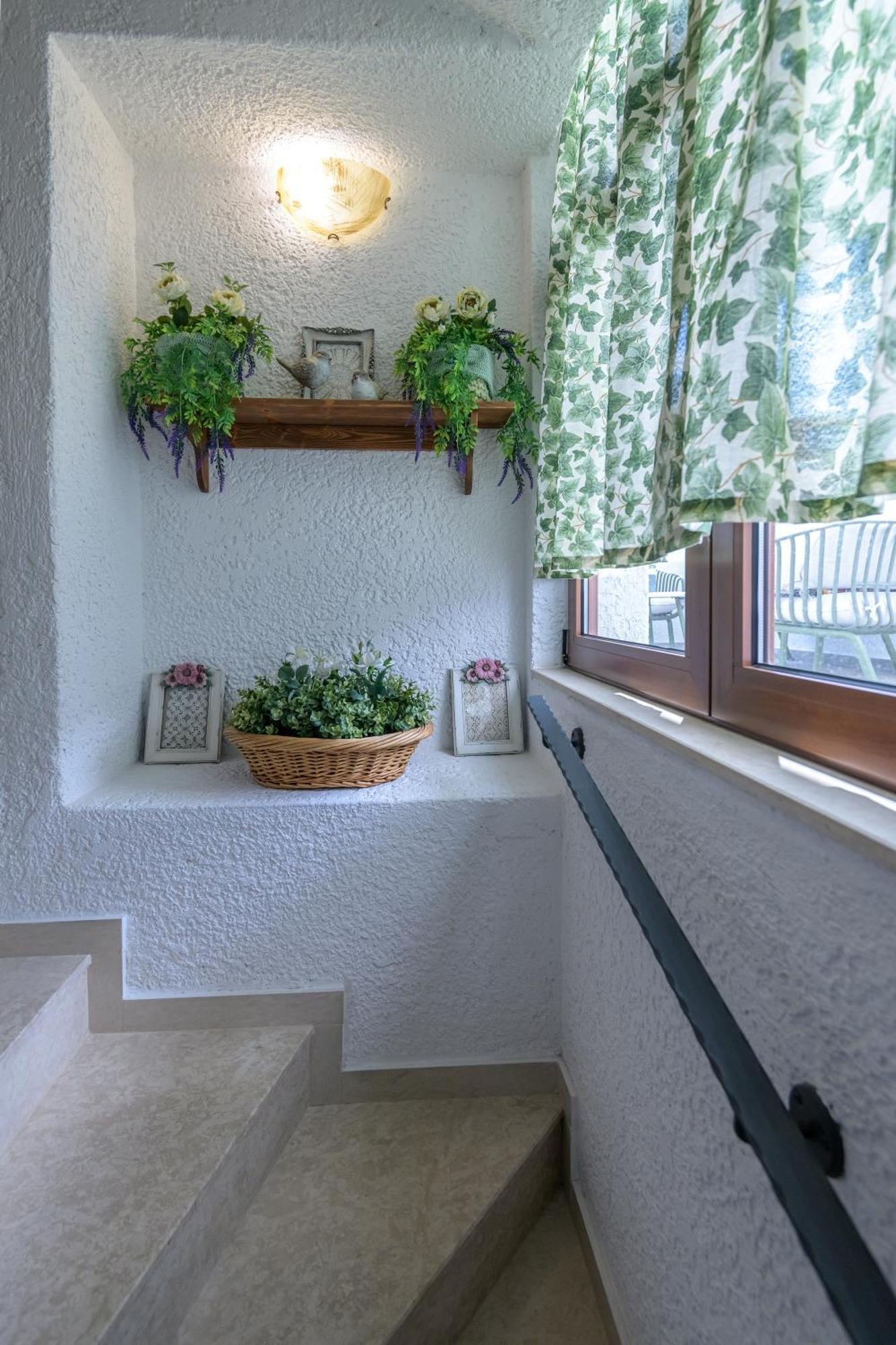 コス・タウン Casa Dell Artista With Private Jacuzziヴィラ エクステリア 写真